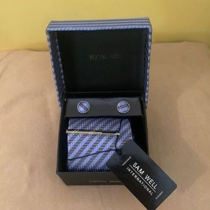 NWT Sam Well 100% silk tie, cuff links & hankerchief set